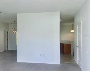 327 Alegriano Court - Photo Thumbnail 4