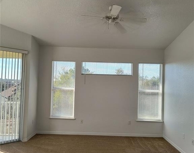 8904 Legacy Court - Photo Thumbnail 13