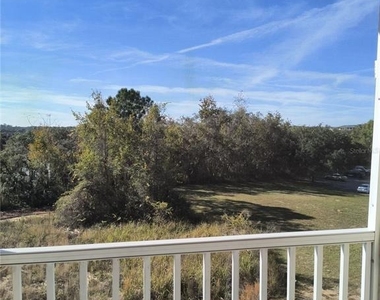 8904 Legacy Court - Photo Thumbnail 6