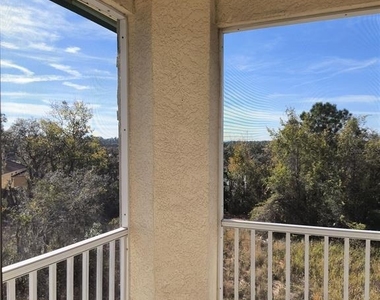 8904 Legacy Court - Photo Thumbnail 4