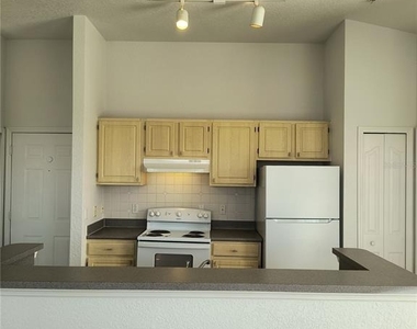 8904 Legacy Court - Photo Thumbnail 8