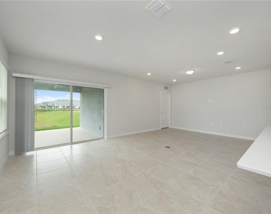 2214 Lovely Lane - Photo Thumbnail 8