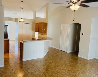 209 Kingfish Way - Photo Thumbnail 10