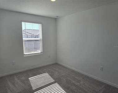 1393 Anchor Bend Way - Photo Thumbnail 9