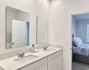 503 Hatteras Road - Photo Thumbnail 15