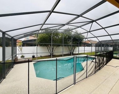 2537 Dharma Circle - Photo Thumbnail 18