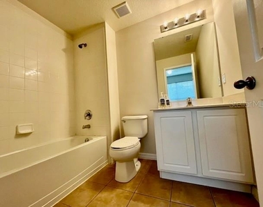 2537 Dharma Circle - Photo Thumbnail 11