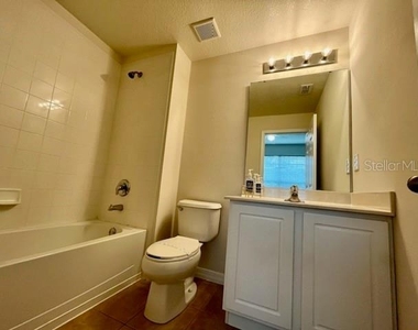 2537 Dharma Circle - Photo Thumbnail 12