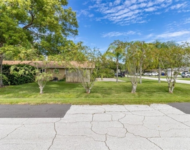 810 Oregon Avenue - Photo Thumbnail 27