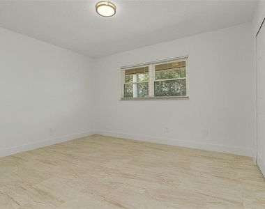 810 Oregon Avenue - Photo Thumbnail 19