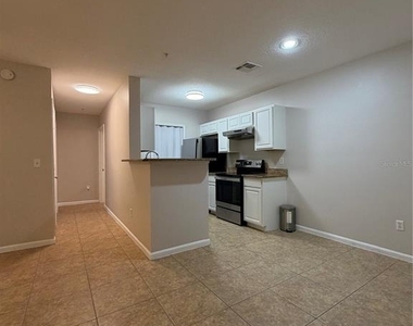 4316 S Kirkman Road - Photo Thumbnail 6