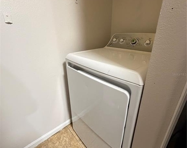 4316 S Kirkman Road - Photo Thumbnail 10
