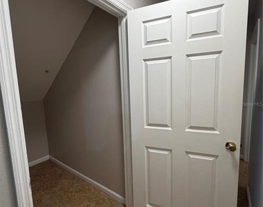 4316 S Kirkman Road - Photo Thumbnail 18