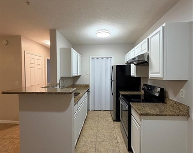 4316 S Kirkman Road - Photo Thumbnail 9
