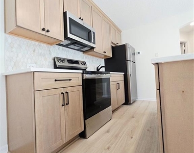 1106 Rush Court - Photo Thumbnail 12