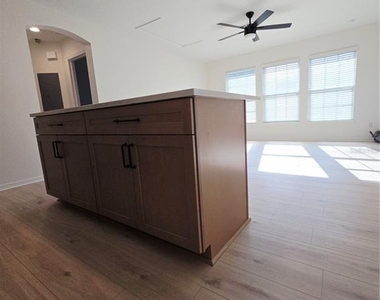 1106 Rush Court - Photo Thumbnail 13