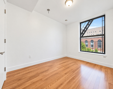 193 Bedford Avenue - Photo Thumbnail 1