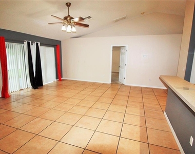 222 Churchill Court - Photo Thumbnail 7