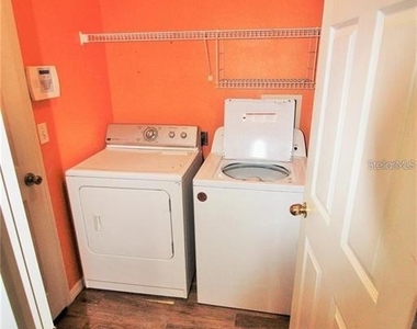 222 Churchill Court - Photo Thumbnail 8
