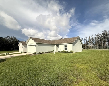 627 W Carey Lane - Photo Thumbnail 2