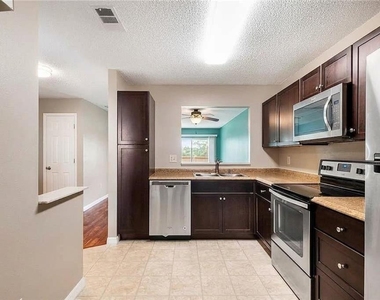 1802 Garden Lake Drive - Photo Thumbnail 1