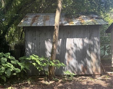 1642 Sw 2nd Street - Photo Thumbnail 5
