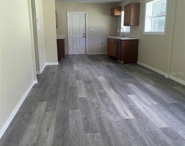 1642 Sw 2nd Street - Photo Thumbnail 15