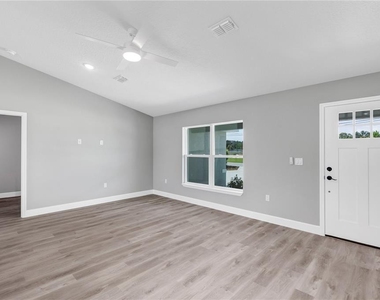9679 Se 157th Lane - Photo Thumbnail 4