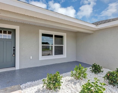 9679 Se 157th Lane - Photo Thumbnail 2