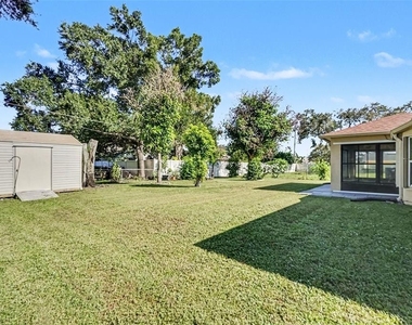 131 Eureka Avenue Ne - Photo Thumbnail 13
