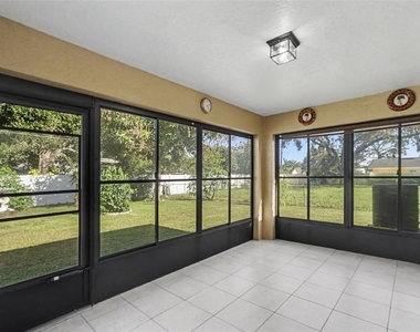 131 Eureka Avenue Ne - Photo Thumbnail 11