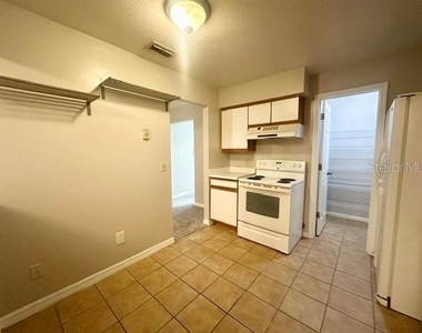 2259 Coach House Boulevard - Photo Thumbnail 3