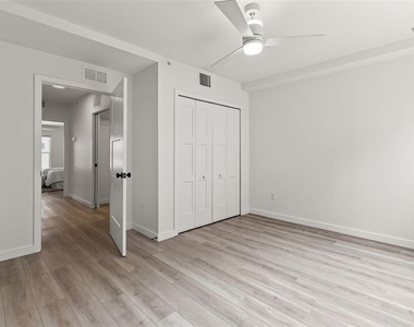 1606 Park Lake Street - Photo Thumbnail 29