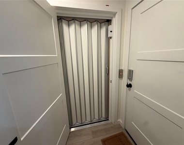 1606 Park Lake Street - Photo Thumbnail 18