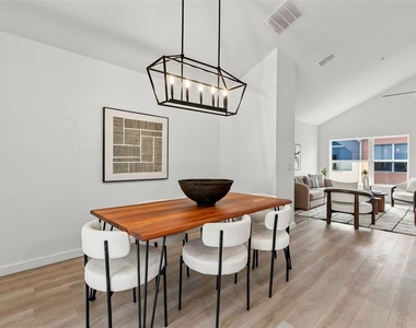 1606 Park Lake Street - Photo Thumbnail 8