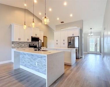 3596 Yellow Bird Court - Photo Thumbnail 10