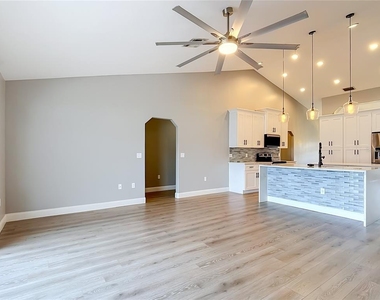 3596 Yellow Bird Court - Photo Thumbnail 14