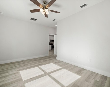 6336 Sw 137 Th Street - Photo Thumbnail 7