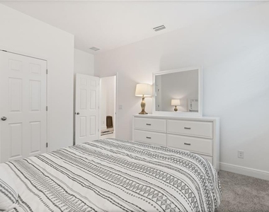 1871 Lake Indigo Road - Photo Thumbnail 9