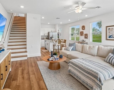 2959 Nw 97th Street - Photo Thumbnail 6