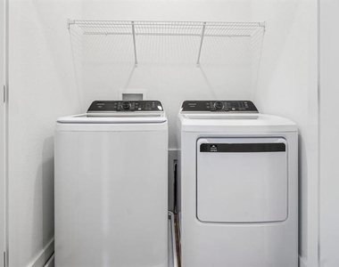 2959 Nw 97th Street - Photo Thumbnail 16