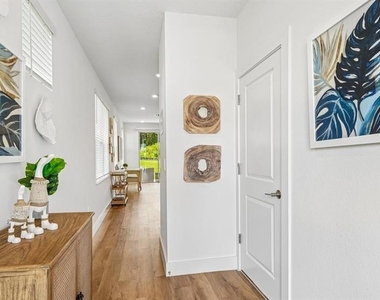 2959 Nw 97th Street - Photo Thumbnail 1