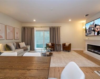 4871 Coral Castle Drive - Photo Thumbnail 14