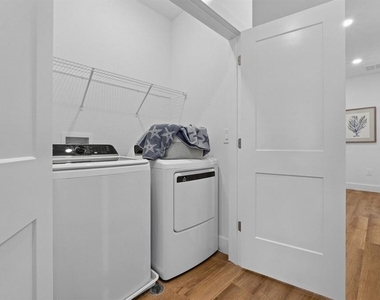 2959 Nw 97th Street - Photo Thumbnail 14