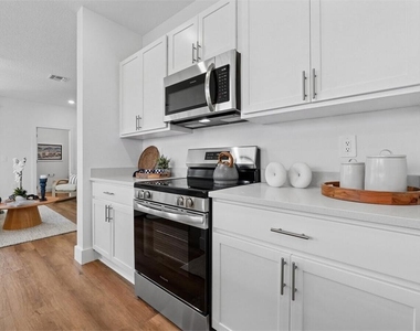 2959 Nw 97th Street - Photo Thumbnail 7