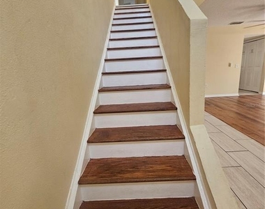 427 Samuel Street - Photo Thumbnail 14