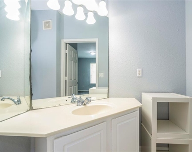 3314 Robert Trent Jones Drive - Photo Thumbnail 27