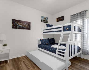 2794 Roccella Court - Photo Thumbnail 14