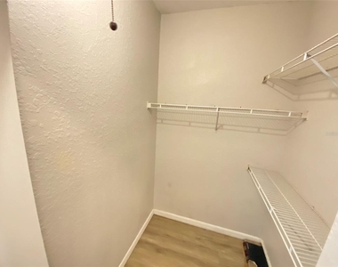 5118 City Street - Photo Thumbnail 10