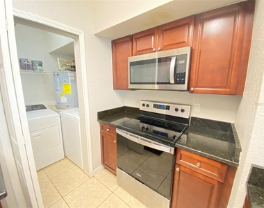 5118 City Street - Photo Thumbnail 2